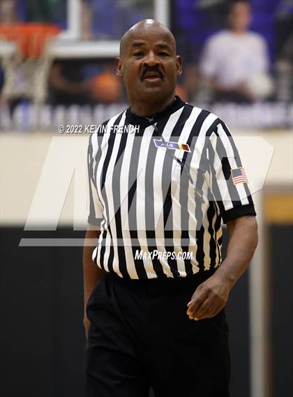 Thumbnail 1 in Bradshaw Mountain vs. Tuba City (VCS Thanksgiving Tournament) photogallery.