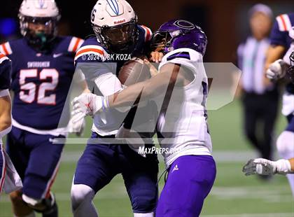 Thumbnail 3 in Cathedral vs. St. Paul photogallery.