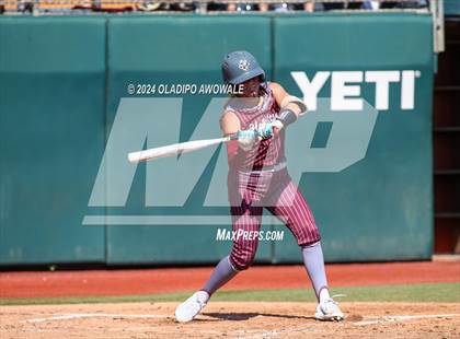 Thumbnail 2 in Hallettsville vs. Grandview (UIL Softball 3A Semifinal) photogallery.