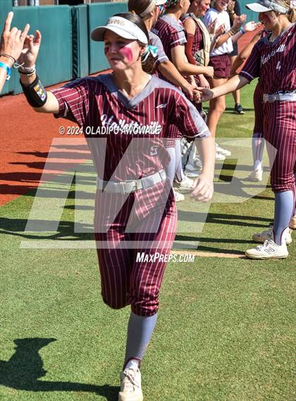 Thumbnail 2 in Hallettsville vs. Grandview (UIL Softball 3A Semifinal) photogallery.