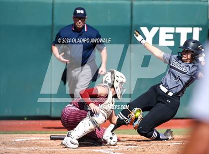 Thumbnail 3 in Hallettsville vs. Grandview (UIL Softball 3A Semifinal) photogallery.