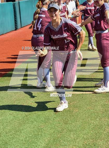 Thumbnail 1 in Hallettsville vs. Grandview (UIL Softball 3A Semifinal) photogallery.