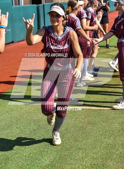 Thumbnail 2 in Hallettsville vs. Grandview (UIL Softball 3A Semifinal) photogallery.