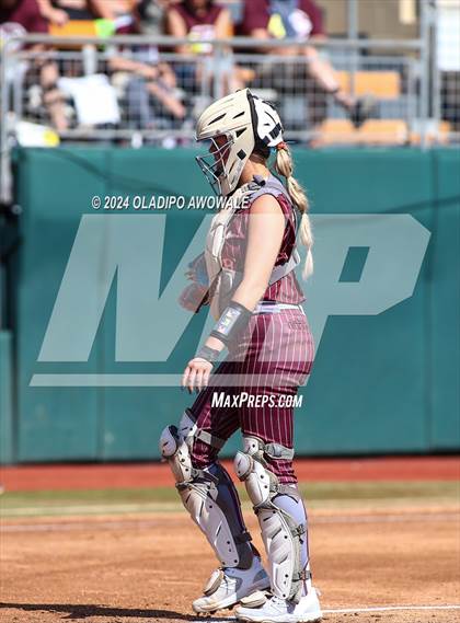 Thumbnail 2 in Hallettsville vs. Grandview (UIL Softball 3A Semifinal) photogallery.