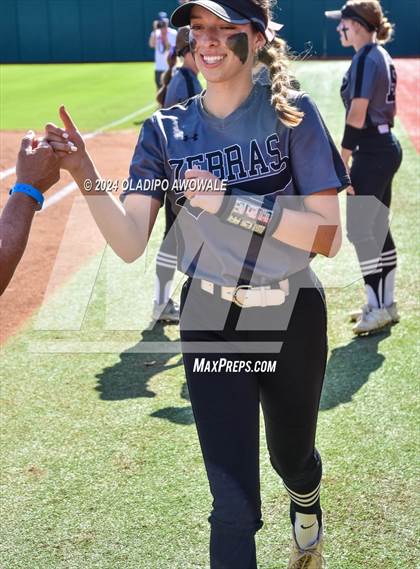 Thumbnail 2 in Hallettsville vs. Grandview (UIL Softball 3A Semifinal) photogallery.