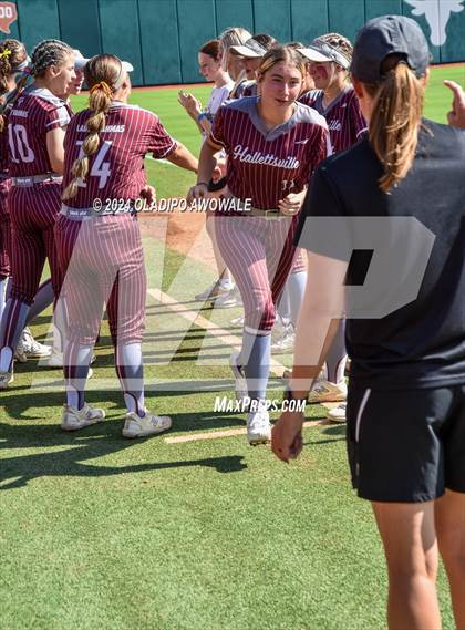 Thumbnail 1 in Hallettsville vs. Grandview (UIL Softball 3A Semifinal) photogallery.