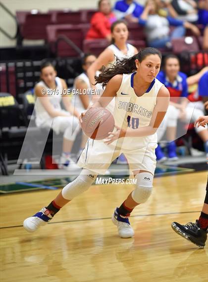 Thumbnail 1 in Harlingen Vs Edinburg (NEISD Invitational) photogallery.