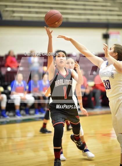 Thumbnail 2 in Harlingen Vs Edinburg (NEISD Invitational) photogallery.