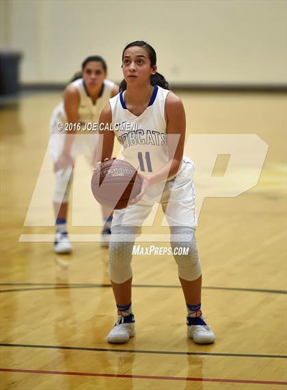 Thumbnail 3 in Harlingen Vs Edinburg (NEISD Invitational) photogallery.