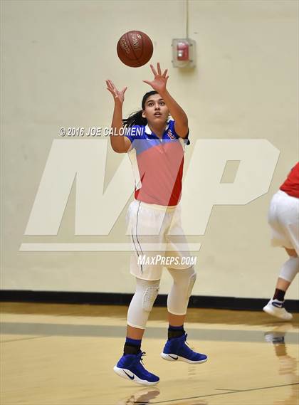 Thumbnail 1 in Harlingen Vs Edinburg (NEISD Invitational) photogallery.