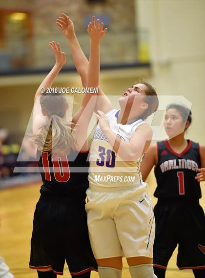 Thumbnail 2 in Harlingen Vs Edinburg (NEISD Invitational) photogallery.