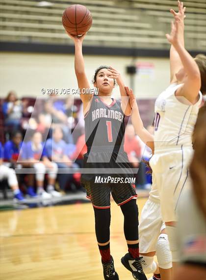 Thumbnail 2 in Harlingen Vs Edinburg (NEISD Invitational) photogallery.