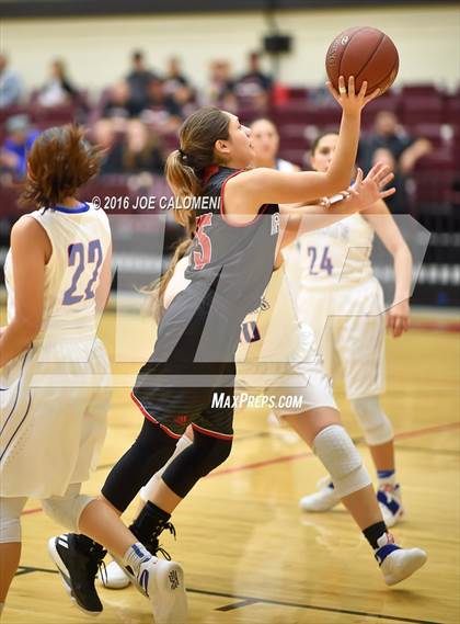 Thumbnail 1 in Harlingen Vs Edinburg (NEISD Invitational) photogallery.