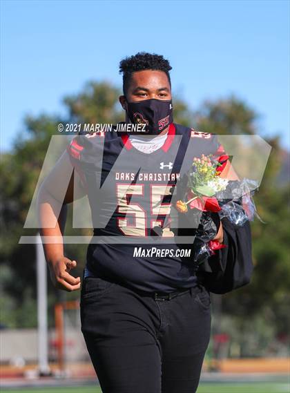 Thumbnail 2 in Oaks Christian Senior Night Presentation photogallery.