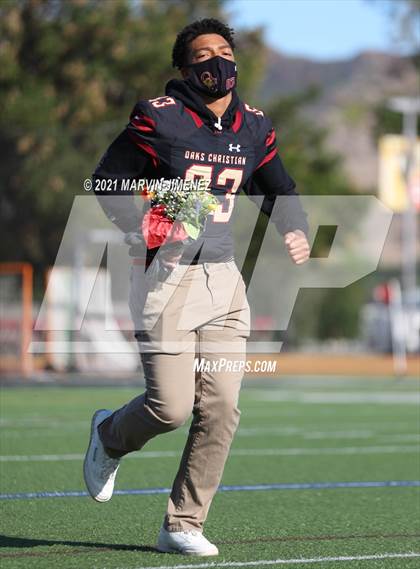 Thumbnail 3 in Oaks Christian Senior Night Presentation photogallery.