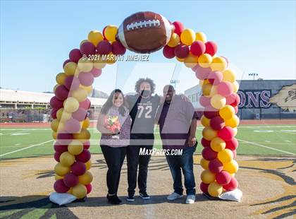 Thumbnail 2 in Oaks Christian Senior Night Presentation photogallery.