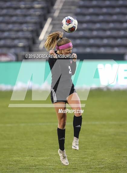 Thumbnail 2 in Arapahoe vs Grandview (CHSAA 5A Championship) photogallery.