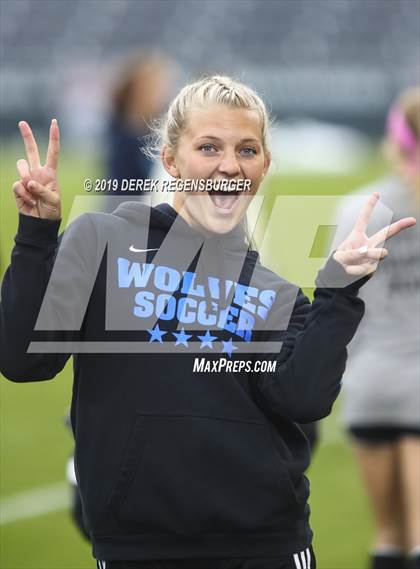 Thumbnail 1 in Arapahoe vs Grandview (CHSAA 5A Championship) photogallery.