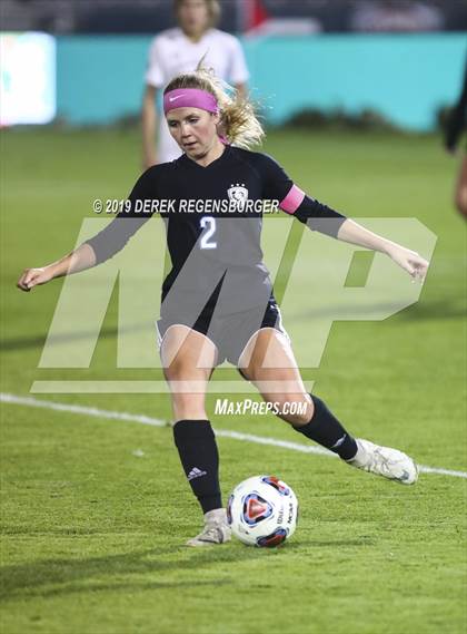 Thumbnail 3 in Arapahoe vs Grandview (CHSAA 5A Championship) photogallery.