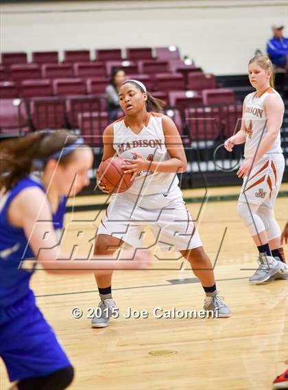 Thumbnail 3 in MacArthur [Douglas] vs Madison (Littleton Gym) photogallery.