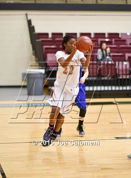 Thumbnail 3 in MacArthur [Douglas] vs Madison (Littleton Gym) photogallery.