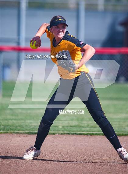 Thumbnail 1 in Del Oro @ Pleasant Grove photogallery.