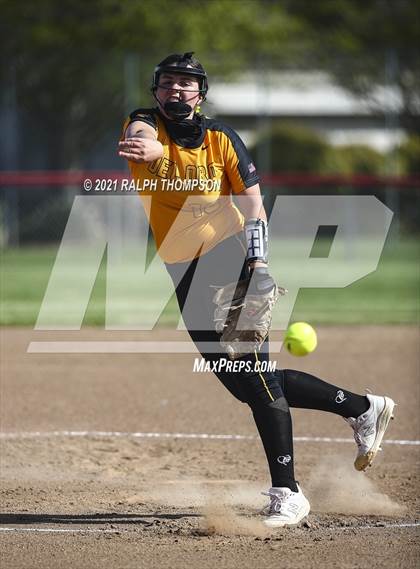 Thumbnail 2 in Del Oro @ Pleasant Grove photogallery.