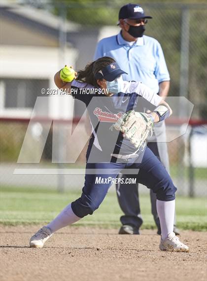 Thumbnail 3 in Del Oro @ Pleasant Grove photogallery.