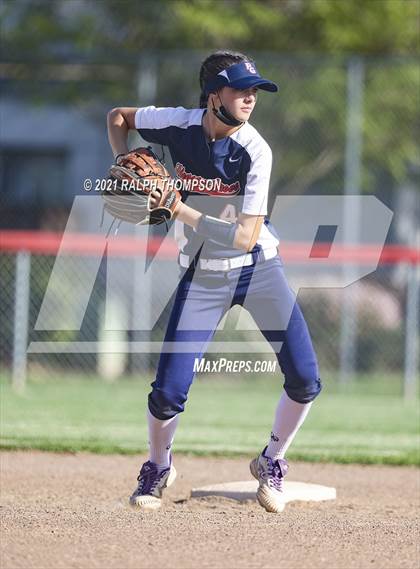 Thumbnail 3 in Del Oro @ Pleasant Grove photogallery.