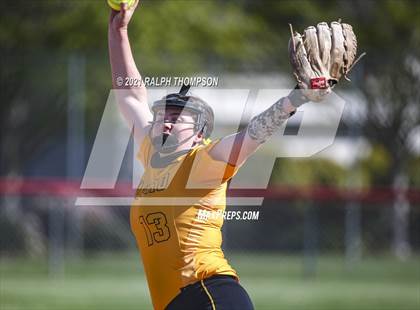 Thumbnail 1 in Del Oro @ Pleasant Grove photogallery.