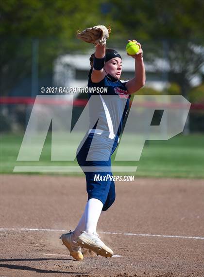 Thumbnail 1 in Del Oro @ Pleasant Grove photogallery.
