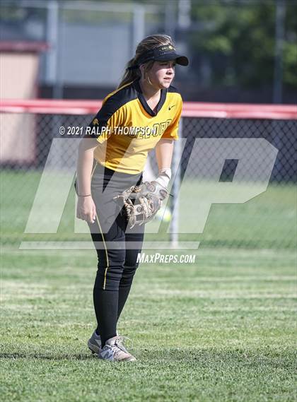 Thumbnail 2 in Del Oro @ Pleasant Grove photogallery.