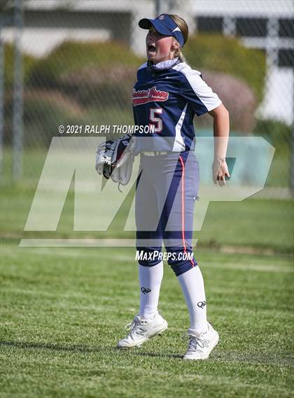 Thumbnail 2 in Del Oro @ Pleasant Grove photogallery.