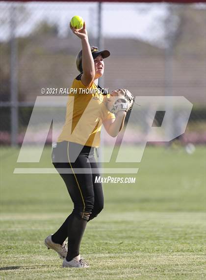 Thumbnail 2 in Del Oro @ Pleasant Grove photogallery.