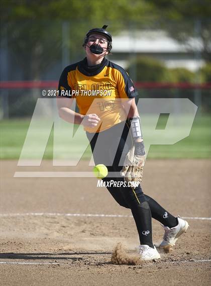 Thumbnail 1 in Del Oro @ Pleasant Grove photogallery.