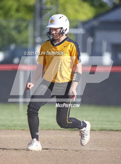 Thumbnail 2 in Del Oro @ Pleasant Grove photogallery.