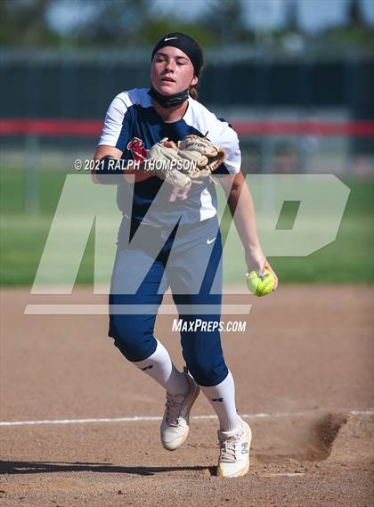 Thumbnail 1 in Del Oro @ Pleasant Grove photogallery.