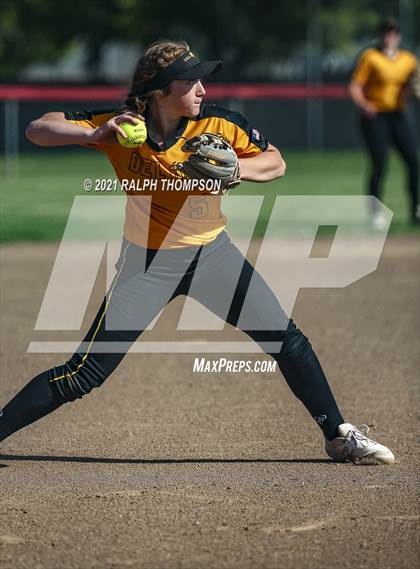 Thumbnail 2 in Del Oro @ Pleasant Grove photogallery.