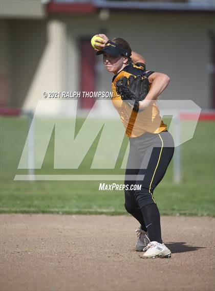 Thumbnail 3 in Del Oro @ Pleasant Grove photogallery.
