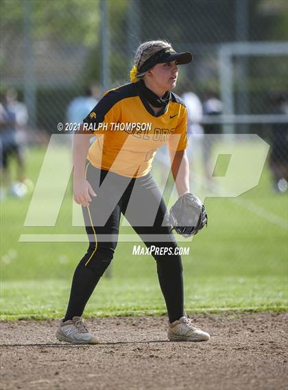 Thumbnail 1 in Del Oro @ Pleasant Grove photogallery.