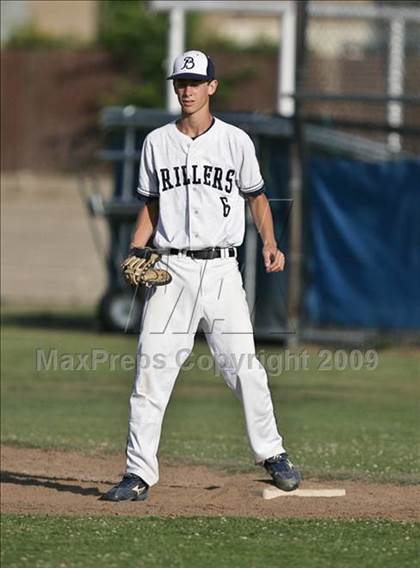 Thumbnail 2 in Garces @ Bakersfield photogallery.