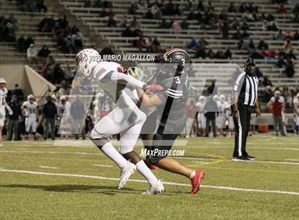 Thumbnail 3 in Pioneer vs East View (UIL 5A D2 Regional Playoff) photogallery.