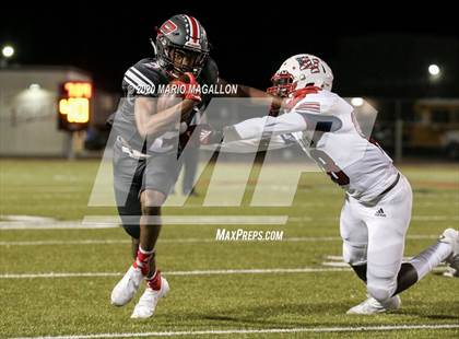 Thumbnail 3 in Pioneer vs East View (UIL 5A D2 Regional Playoff) photogallery.