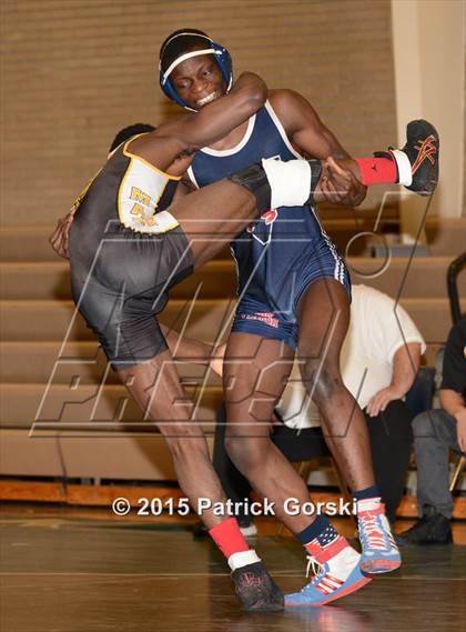 Thumbnail 2 in Saint Viator vs. Marian Catholic photogallery.