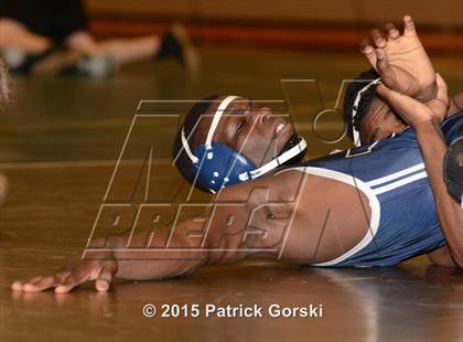 Thumbnail 3 in Saint Viator vs. Marian Catholic photogallery.