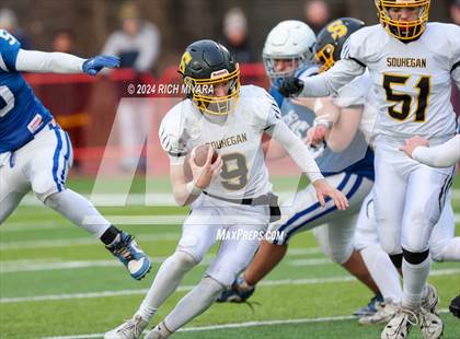 Thumbnail 2 in Pelham vs. Souhegan (NHIAA D2 Final) photogallery.