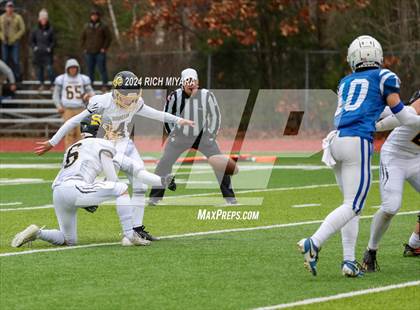 Thumbnail 2 in Pelham vs. Souhegan (NHIAA D2 Final) photogallery.