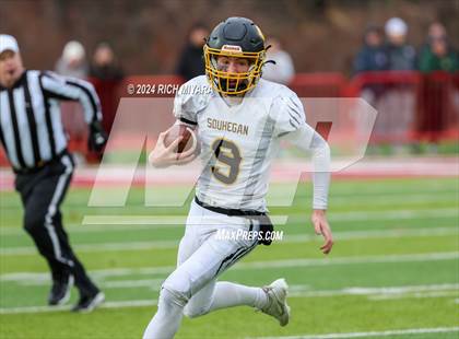 Thumbnail 1 in Pelham vs. Souhegan (NHIAA D2 Final) photogallery.