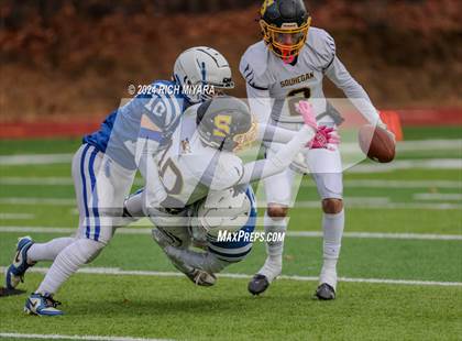 Thumbnail 1 in Pelham vs. Souhegan (NHIAA D2 Final) photogallery.