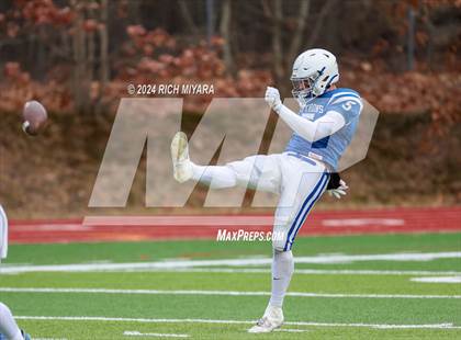 Thumbnail 2 in Pelham vs. Souhegan (NHIAA D2 Final) photogallery.